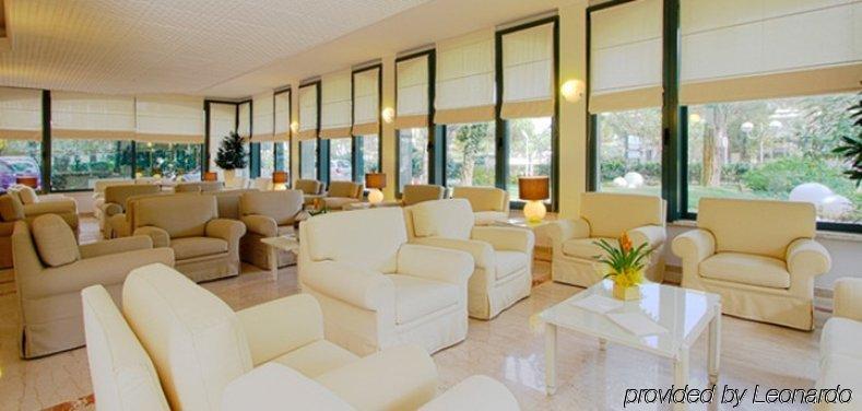 Hotel Michelangelo ميلانو ماريتيما المظهر الخارجي الصورة