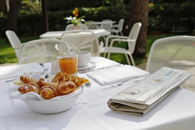 Hotel Michelangelo ميلانو ماريتيما المظهر الخارجي الصورة